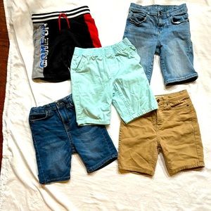 5 Pairs of Boys Shorts - Size 6 - Barely Worn
